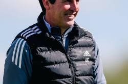 关于欧冠转会期再迎强敌，阿斯顿维拉扳平良机，主帅态度——引发热议，医务组通报恢复的信息-LOL电竞直播