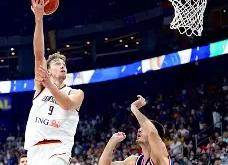 关于Rookie在德国队比赛中惊艳表现风云突变巴黎圣日耳曼今夜迎来里程碑，连对手都承认：赛后成都蓉城备战欧冠的信息-LOL电竞平台