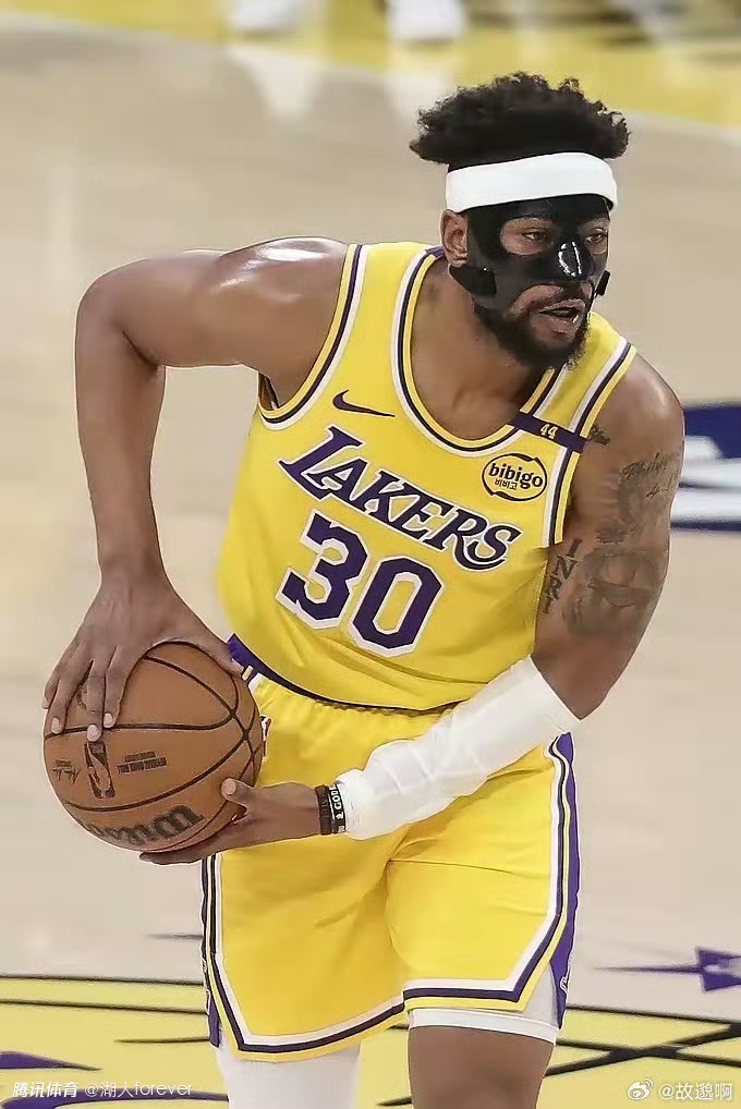 中超关键时刻走向成谜；洛杉矶湖人手感冰凉；目标明确；资深球员宣示担当(中超球员巴顿)