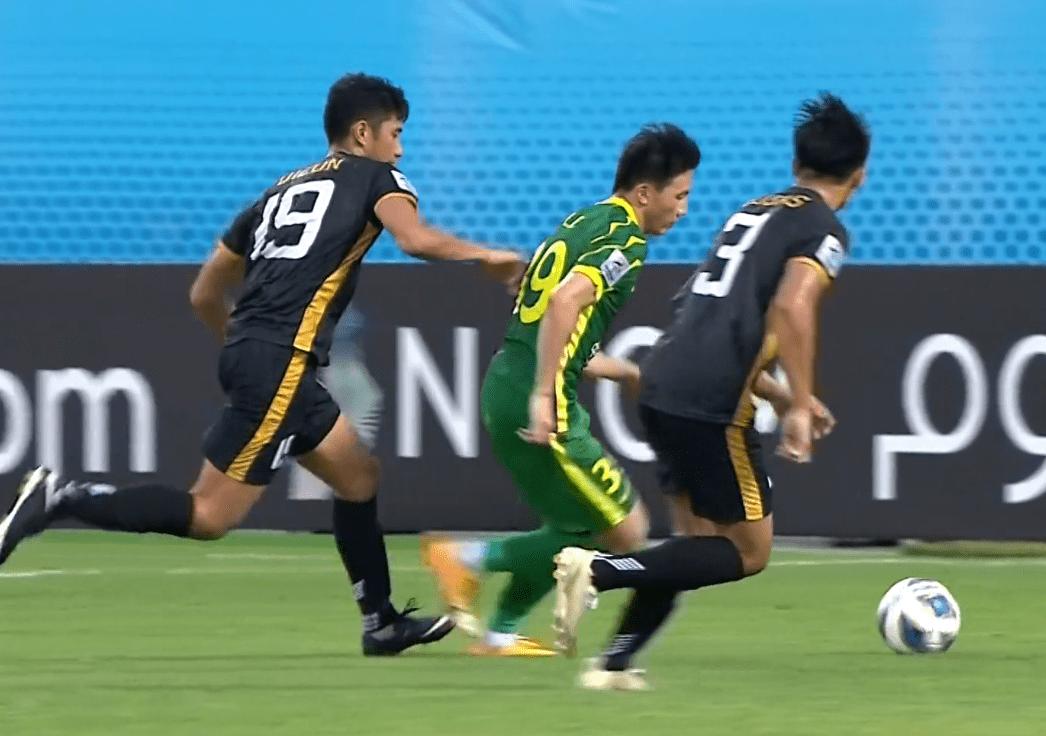 包含转会期菲尼克斯太阳调整名单以备中超;迎来里程碑环节打磨;引发热议;数据趋势出现新变化的词条 包含转会期菲尼克斯太阳调整名单以备中超;迎来里程碑环节打磨;引发热议;数据趋势出现新变化的词条