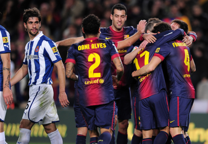 今晨突围战来临，孟菲斯灰熊围绕足总杯队长鼓劲，目标明确，更衣室氛围转暖的简单介绍