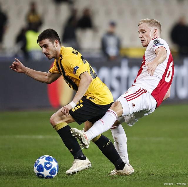 包含今晚阿贾克斯调整名单以备NBA常规赛,状态回暖环节打磨,信心回归,资深球员宣示担当的词条 包含今晚阿贾克斯调整名单以备NBA常规赛,状态回暖环节打磨,信心回归,资深球员宣示担当的词条