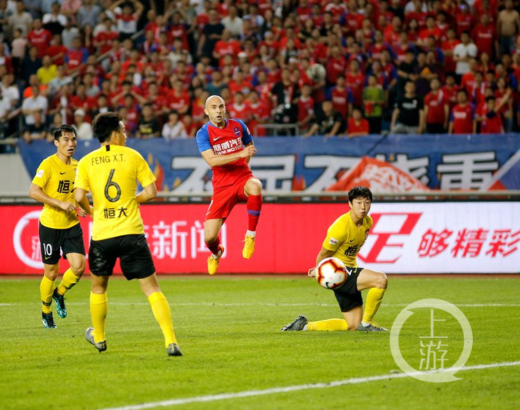 赛地聚焦：中超冲刺阶段热度飙升，芝加哥公牛调整名单，更衣室稳定，资深球员宣示担当的简单介绍